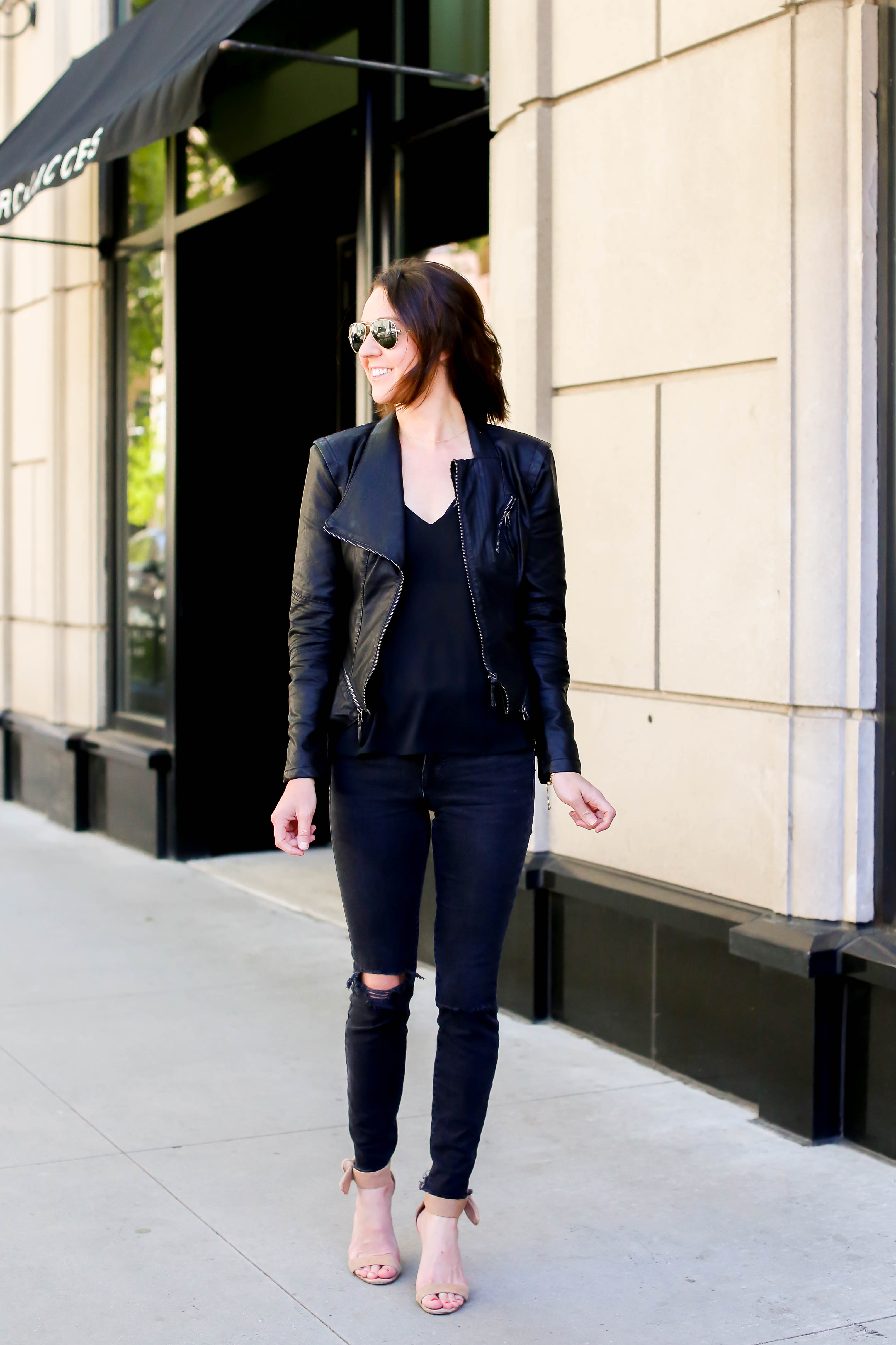 black distressed jeans - Jess Zimlich